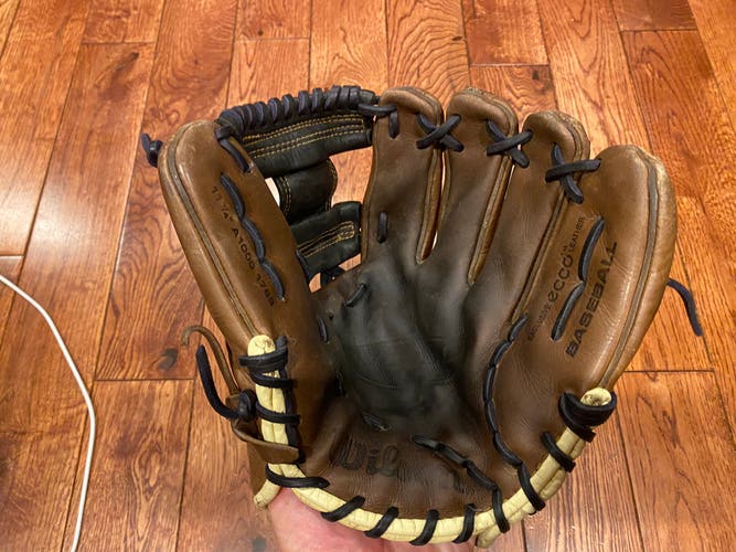 Infield 11.25" A1000 Baseball Glove