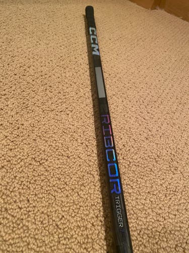 Senior Right Handed P28 RibCor Trigger 7 Pro Hockey Stick