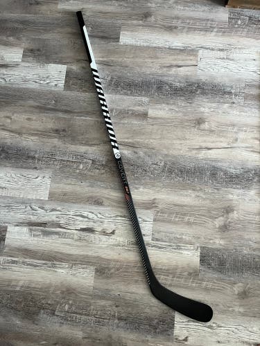 Senior Left Hand W03  Covert QR5T Hockey Stick