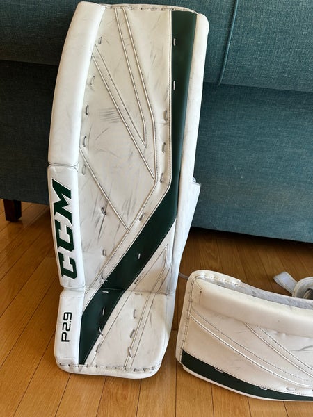 34" CCM Premier P2.9 Goalie Leg Pads