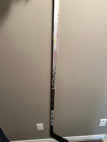 Lightly Used Vapor Hyperlite Stick - Left 65 P92M