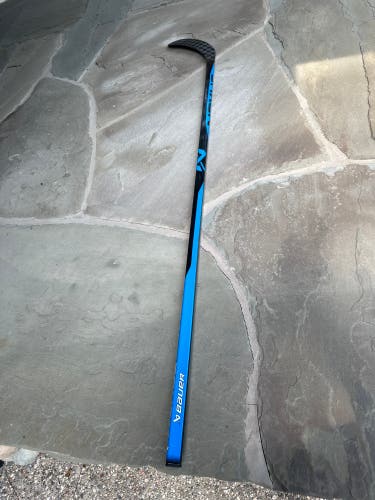 Senior Right Handed P88 Pro Stock Nexus Hockey Stick