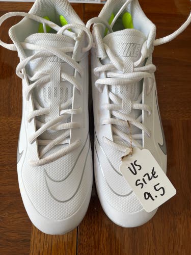 White Unisex Molded Cleats Mid Top Huarache