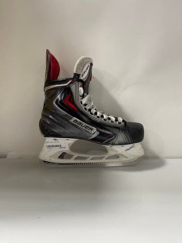 Used Bauer Regular Width   Size 4.5 Vapor APX2 Hockey Skates