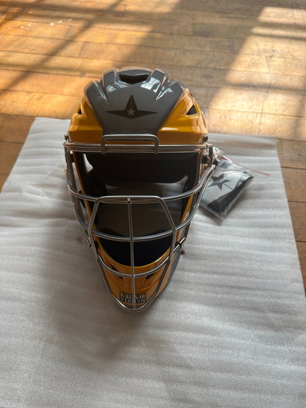 All Star System7 Axis Hockey Style Catcher's Helmet: MVP2500 / MVP2510