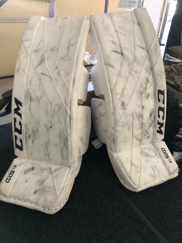 32+1” CCM Axis 1.9 Goalie Leg Pads (used)