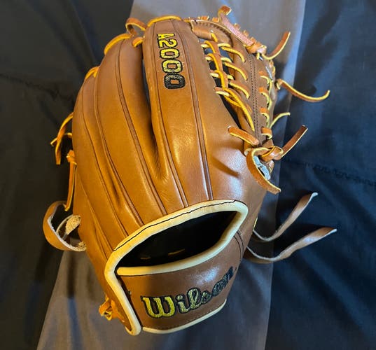 New Wilson Right Hand Throw Infield A2000 Baseball Glove 11.5" PF89