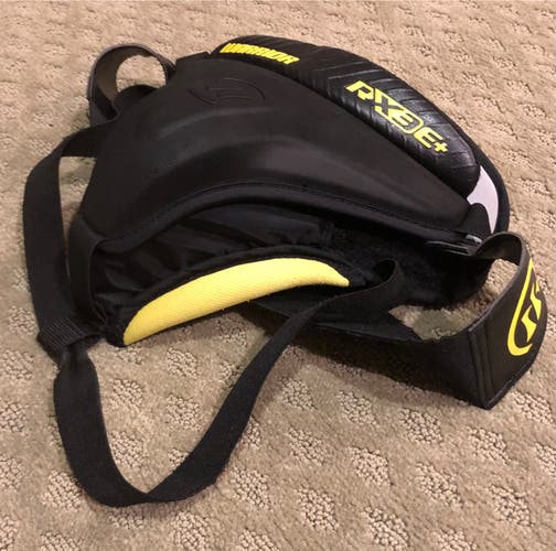 Used Warrior RX3E+ Intermediate Goalie Cup