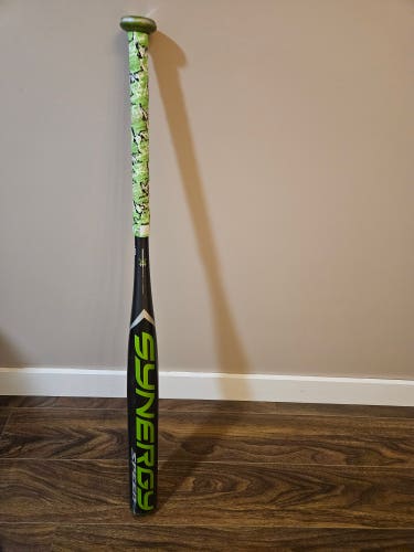Used Easton Synergy Speed Bat (-7) 27 oz 34"