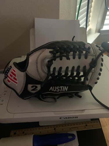 Used 2020 Right Hand Throw 44 Pro Baseball Glove 11.75"