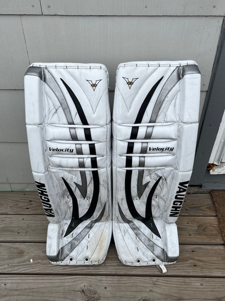 Used 35" Vaughn Velocity V5 Goalie Leg Pads