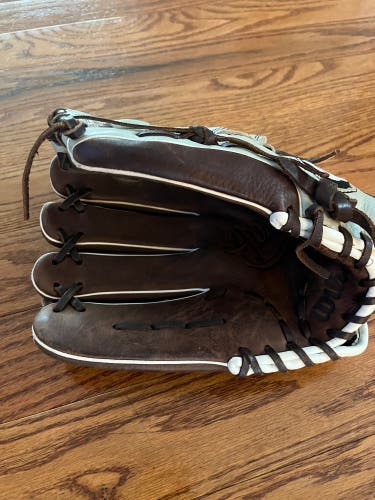 12.5" a900 Softball Glove