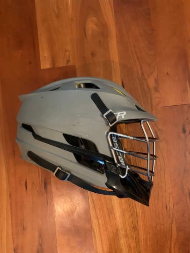 Player's Cascade R Helmet