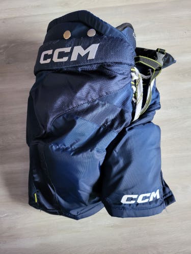 Junior Used Large CCM Tacks AS-V Hockey Pants