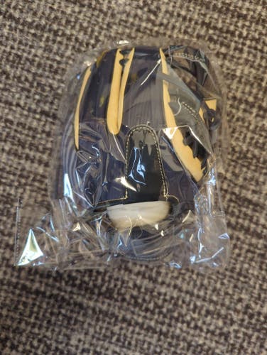 New Rawlings REV1X Right Hand Throw Infield Baseball Glove 11.5"