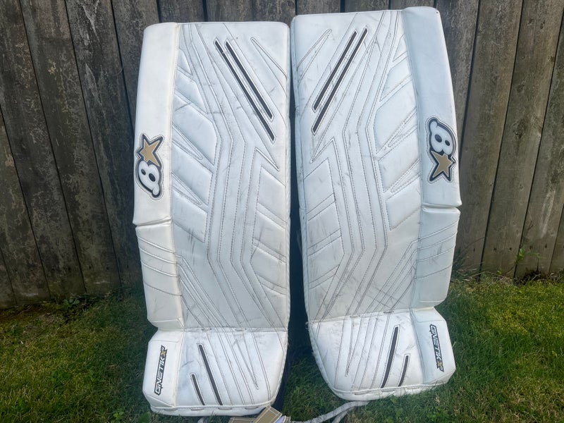Used 30" Brian's Gnetik V Goalie Leg Pads