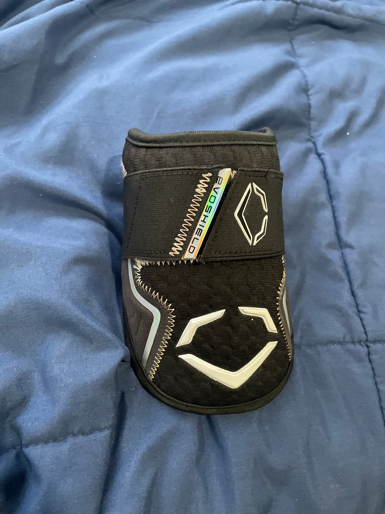 Evoshield Baseball Elbow Guard (Adult) Plus Arm Sleeve for Sale in Vernon  Hills, IL - OfferUp