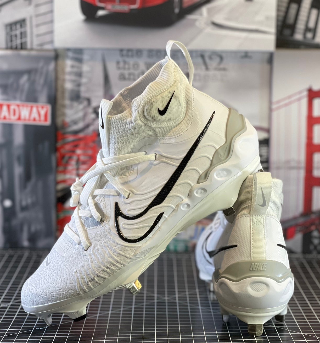 Nike Alpha Huarache Elite 2 Low Baseball Cleat In White