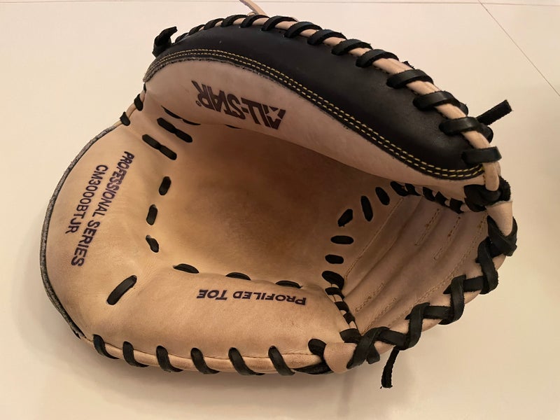 31.5 YOUTH PRO COMP™ CATCHERS MITT