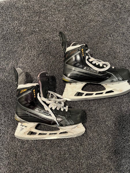 Senior Used Bauer Supreme TotalOne MX3 Hockey Skates Regular Width Size 10