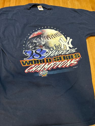 Vintage NY Yankees 98 World Series champs xl t shirt
