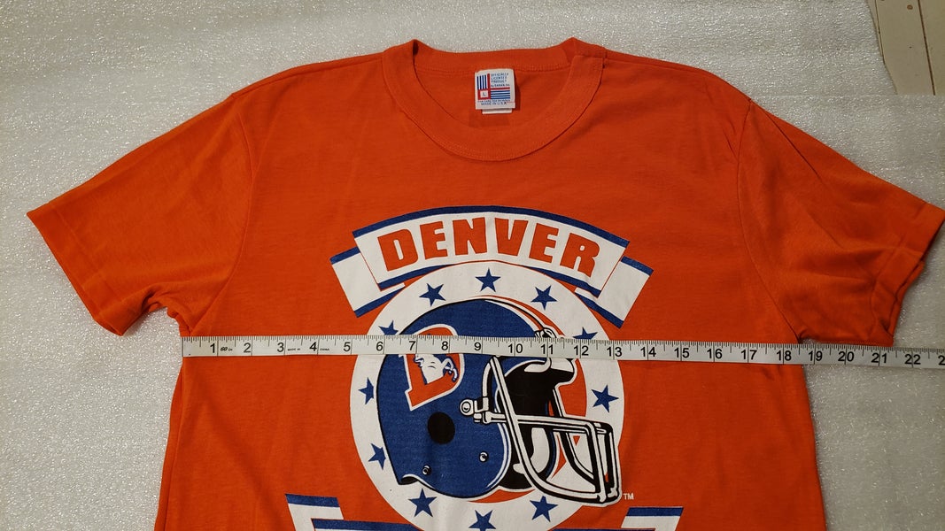 Vintage 90's Pristine Large Denver Broncos short sleeve T-shirt by Team  Rated Made in USA