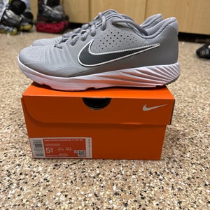 BRAND NEW in box!! Youth Nike Alpha Huarache 3 Turf, light smoke grey, size 5.5Y