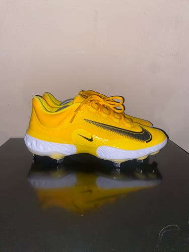 Yellow Nike alpha huarache elite 4 Size 10.5
