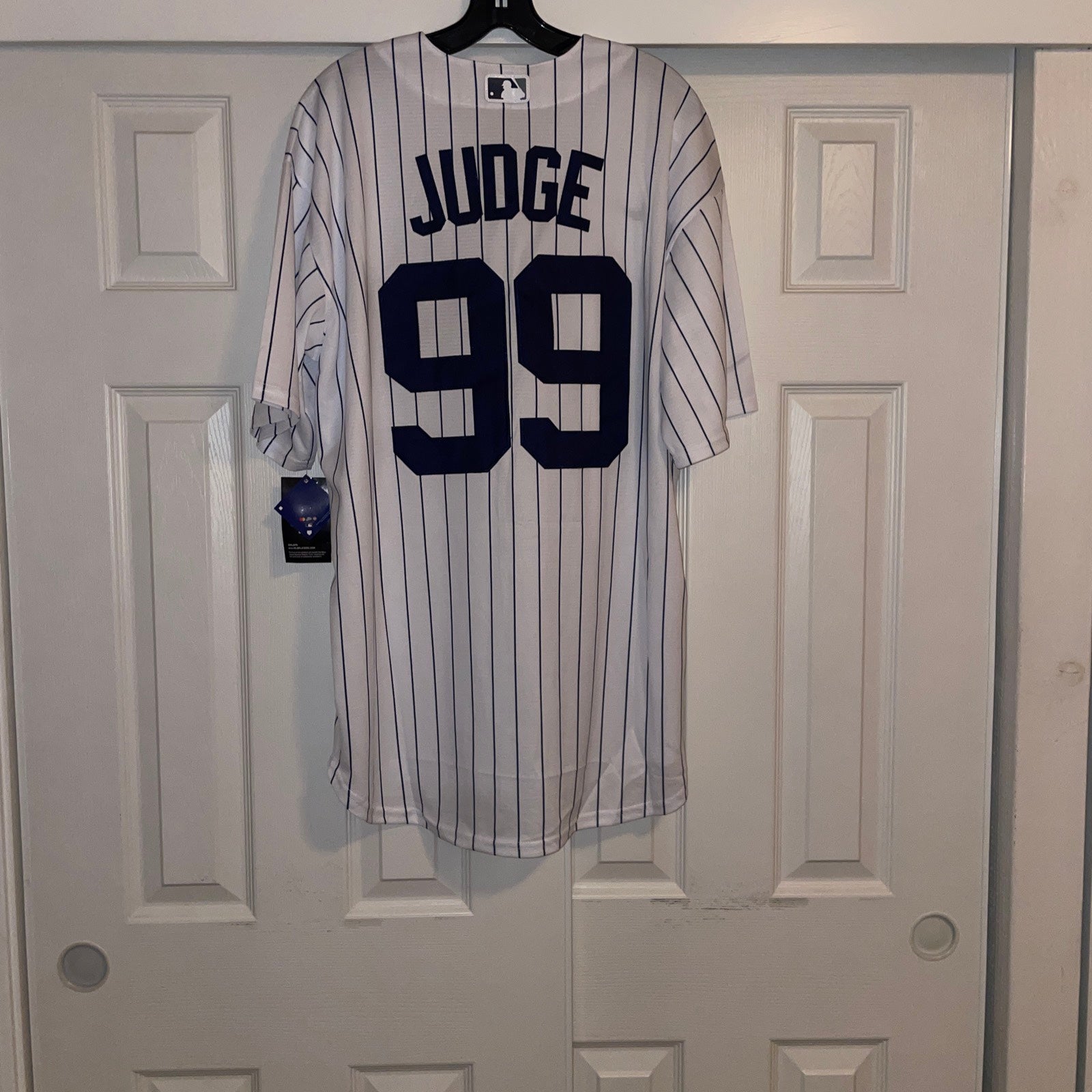 Brand New New York Yankees Aaron Judge Jersey With Tags - Size Men's Large