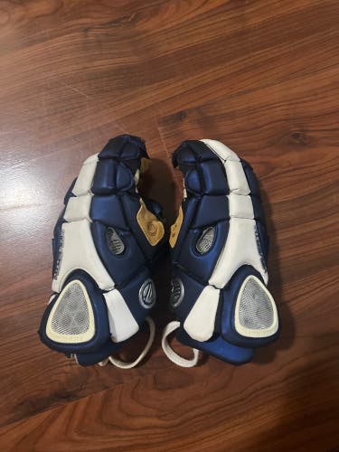 Mark Glicini Yale Lacrosse Maverik Rome NXT Gloves