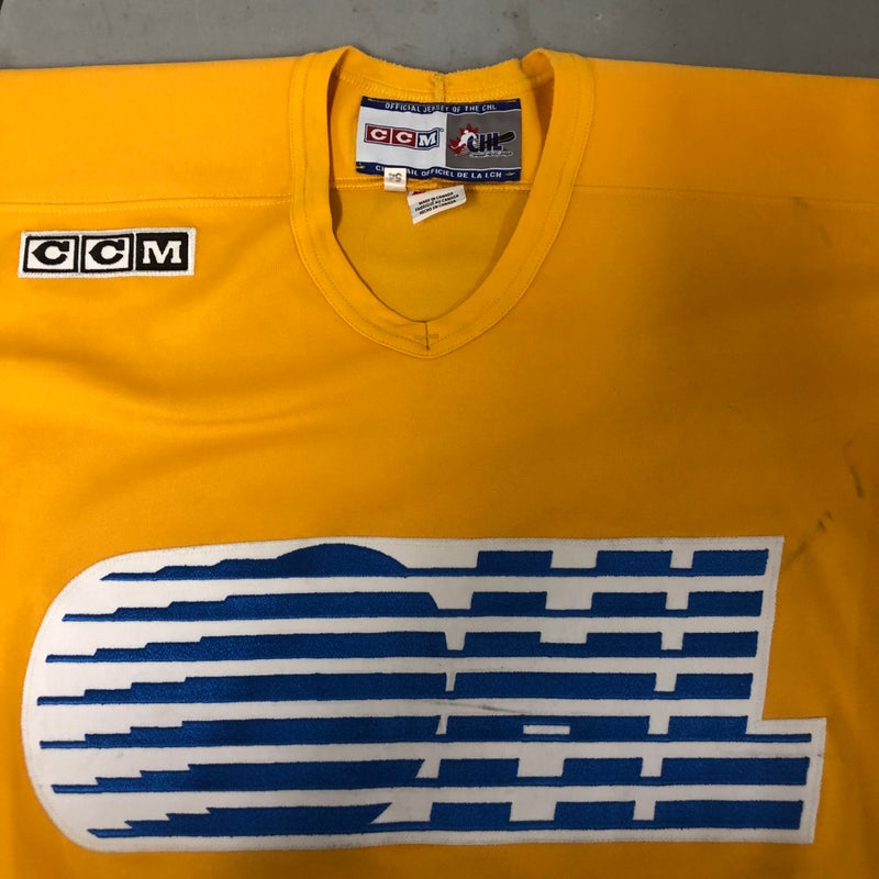 OHL CCM yellow size 54 practice jersey #5
