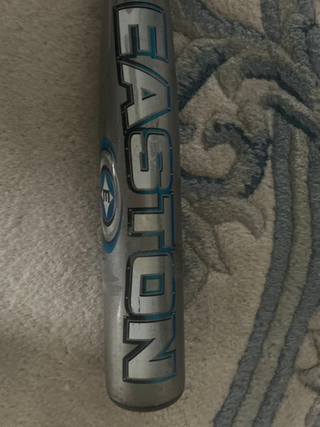 Little league 29 inch baseball bat 2 1/5 barrel diameter “ Easton”