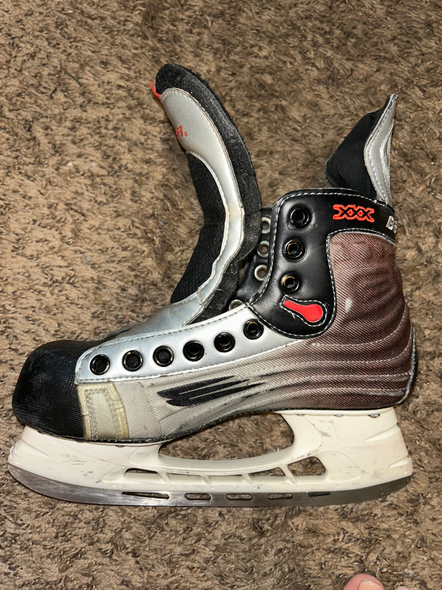 Used Bauer Size 6 Vapor XXX Hockey Skates | SidelineSwap