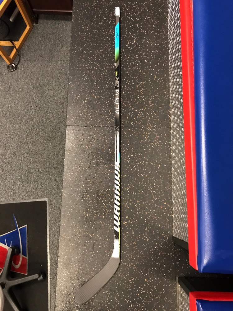 Senior New Right Handed Warrior Alpha DX Pro Hockey Stick W88 / 75 Flex Gaudreau