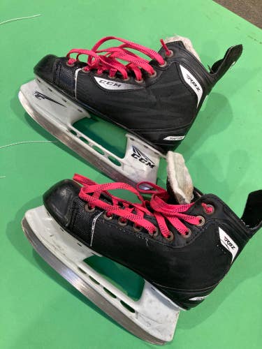 Junior Used CCM Rapide Hockey Skates D&R (Regular) 3.0