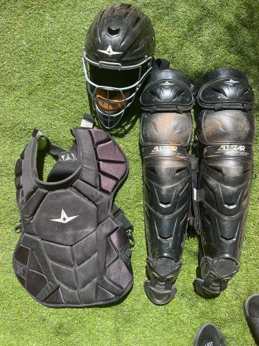 BARELY USED ALL STAR CATCHERS SET