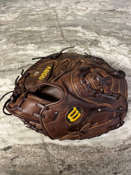 34" Wilson A8000 Soft fit Catcher's Mitt