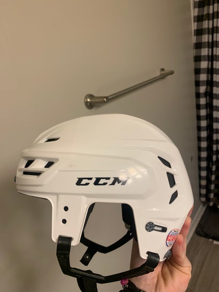 Used Small CCM Tacks 210 Helmet