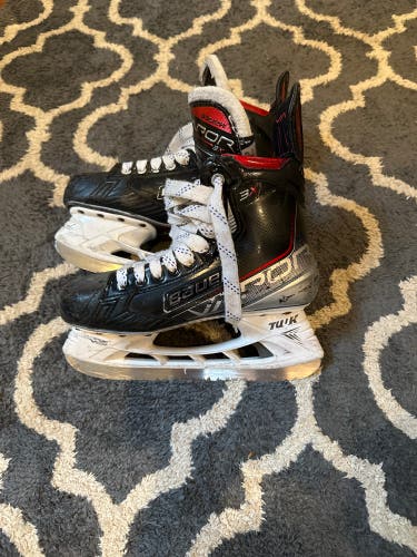 Used Bauer Regular Width Size 7.5 Vapor 3X Hockey Skates