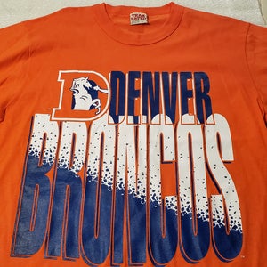 Vintage 90's Pristine Large Denver Broncos short sleeve T-shirt by Team  Rated Made in USA