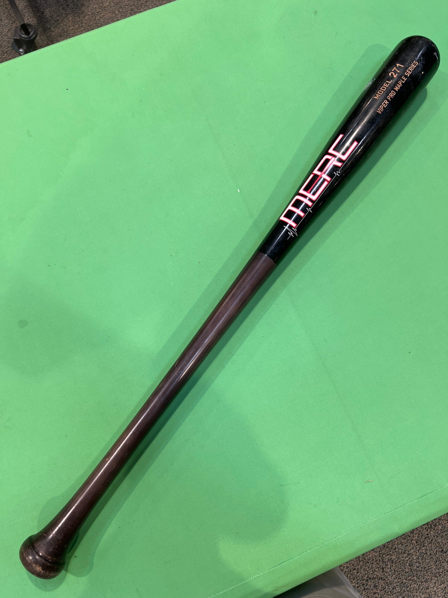 Batte De Baseball Professionnelle En érable (Maple) - 32.5 Pouces, Cuivrée/noire, Avec Cup - Neuf