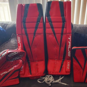 Used 34" Full Right True L12.2 Goalie Full Set