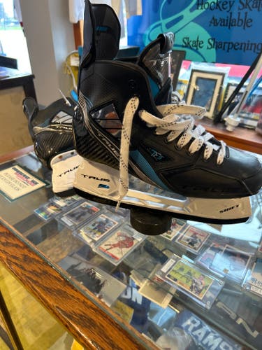 Senior Used True TF9 Hockey Skates Wide Width Size 9