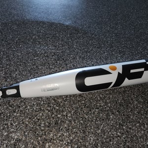 Like New USSSA Certified 2022 DeMarini CF Bat (-5) 26 oz 31"