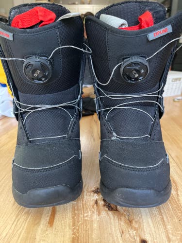 Kid's Size 4.0 (Women's 5.0) Burton Zipline Boa Snowboard Boots