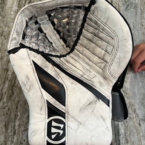 Used Regular  Ritual G5 JR Size Goalie Glove