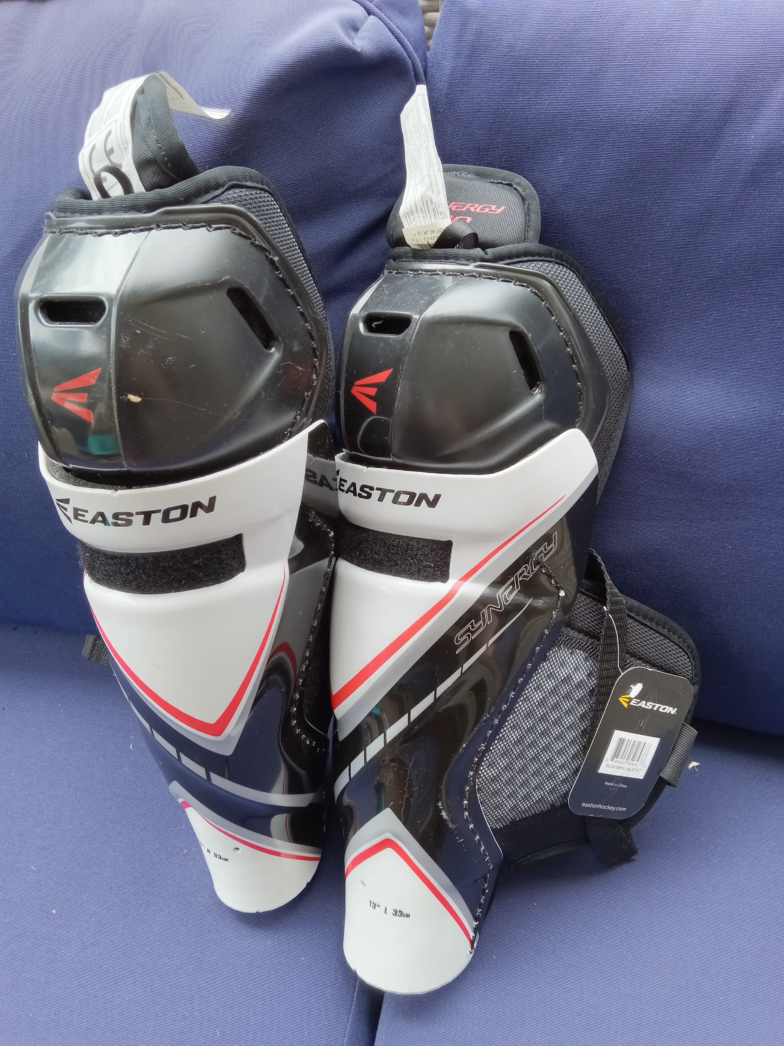 EASTON Synergy 80 Shin Guards- Sr