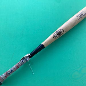 Used Louisville Slugger Genuine Maple Wood Bat 28"