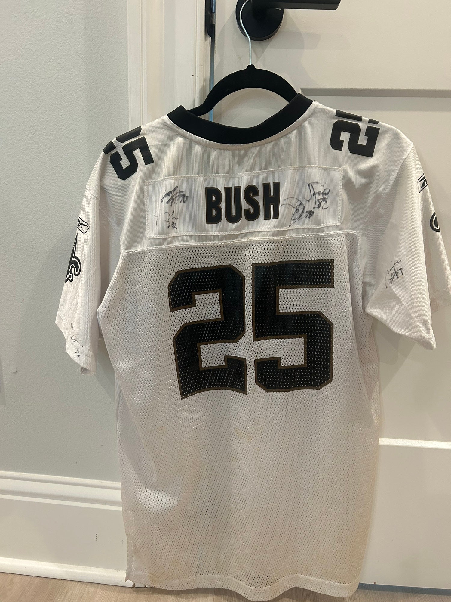 New Orleans Saints Jersey Youth Boys Large Black Gold Reggie Bush Kids Shirt