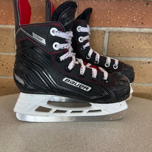 Youth Used Bauer Ns Hockey Skates D&R (Regular) Retail 13.0. A R3 S2 L2